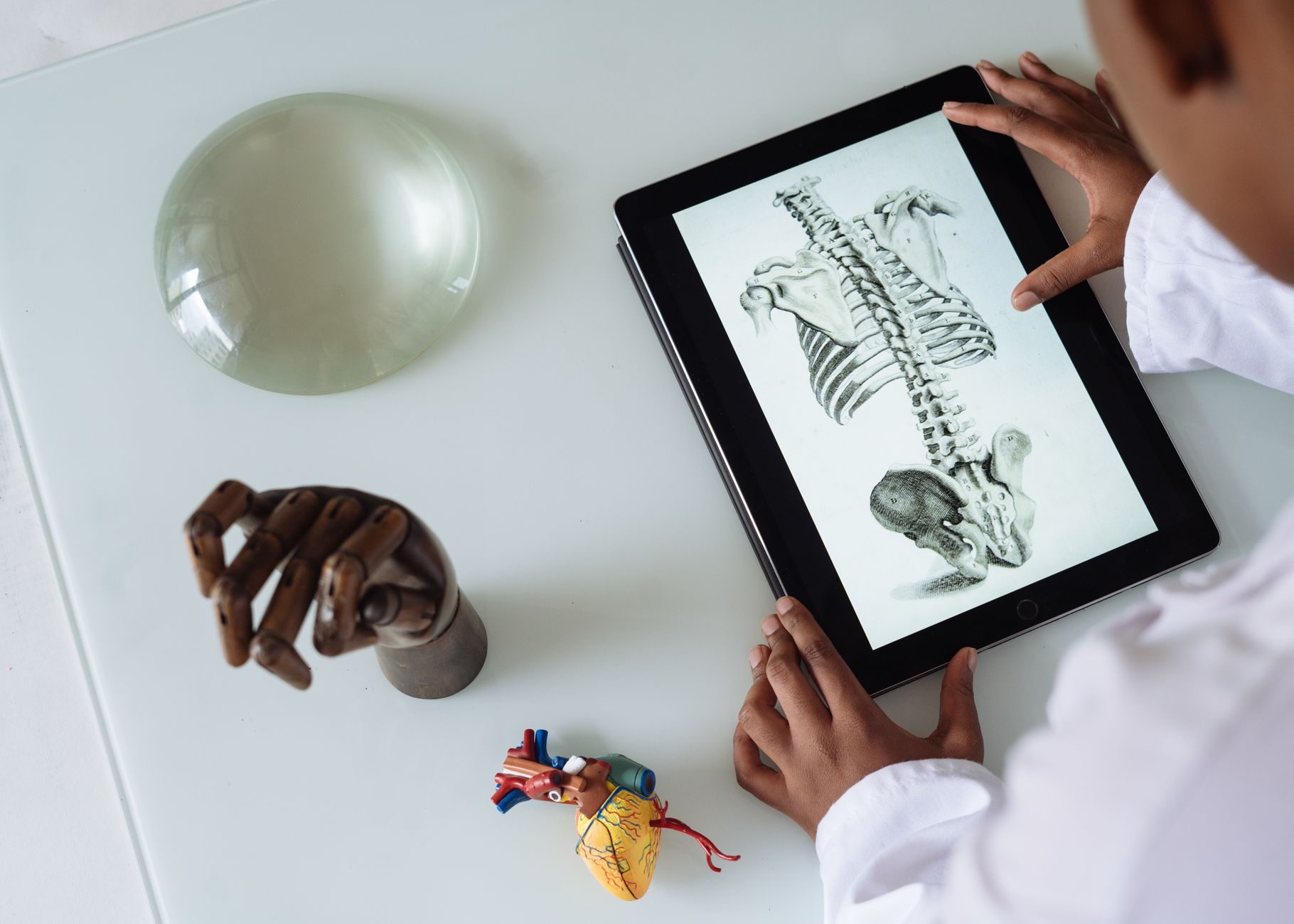 Advanced Spine Care Solutions for Faster Recovery: Modern Approaches to Expert Surgical Treatment